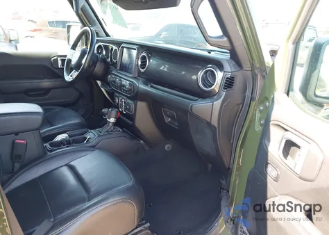 2020 Jeep Wrangler Unlimited Sahara Altitude 4X4 из США, поврежденный, VIN 1C4HJXEM3LW338045